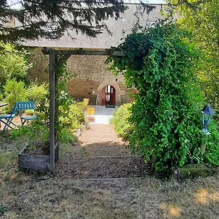 D'hotes Domaine La Touche Bed & Breakfast